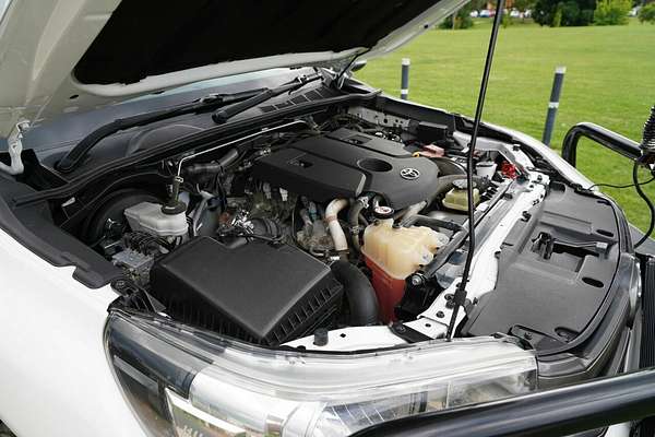 2016 Toyota Hilux SR (4x4) GUN126R 4X4