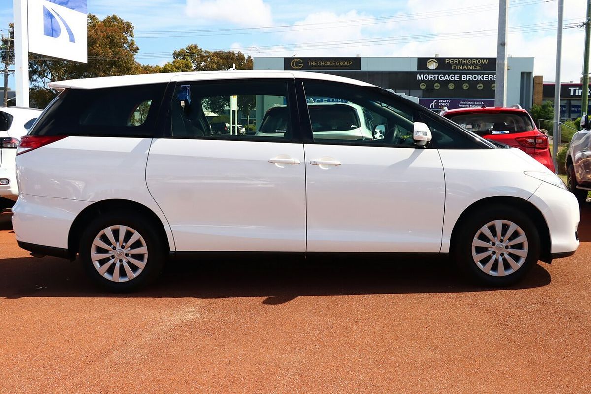 2017 Toyota Tarago GLi ACR50R