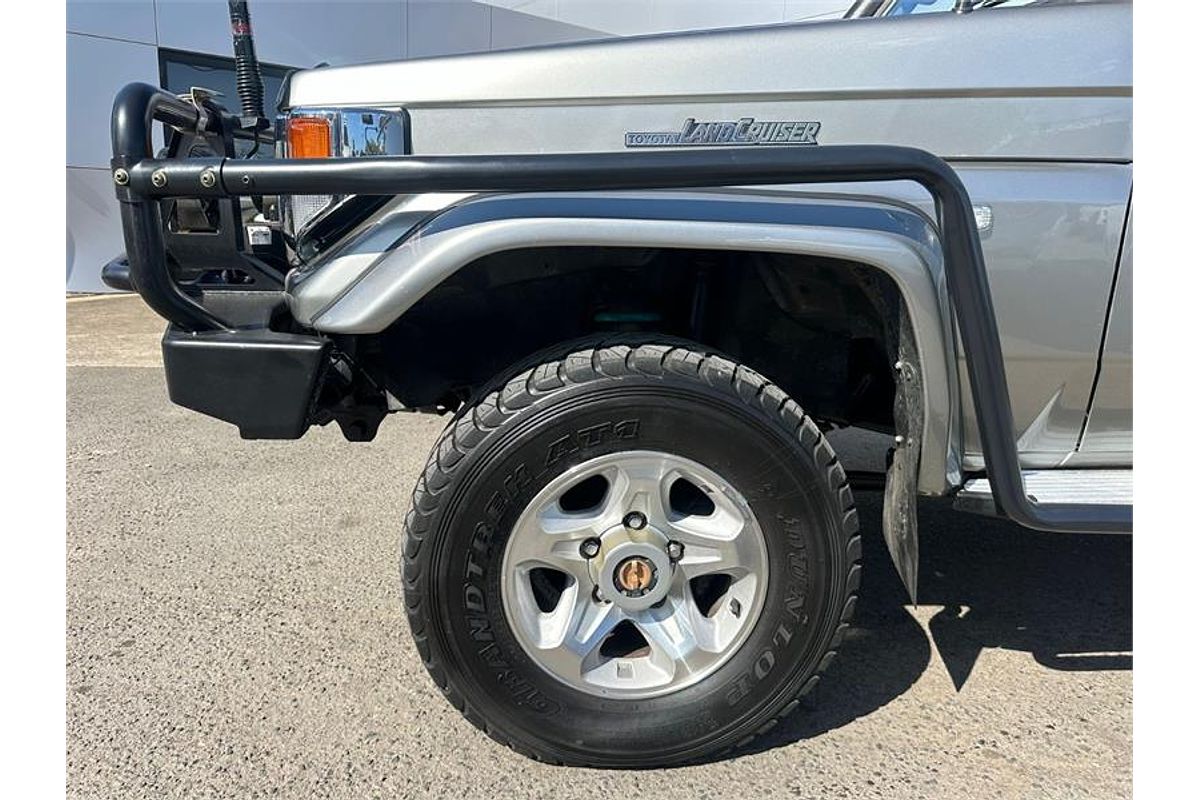 2006 Toyota Landcruiser RV HDJ79R 4X4
