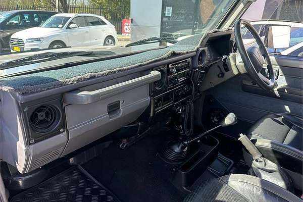 2006 Toyota Landcruiser RV HDJ79R 4X4