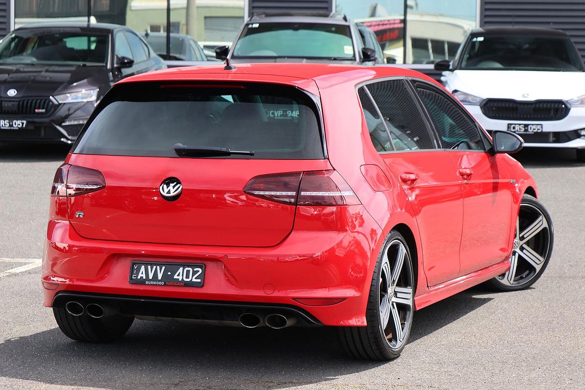 2017 Volkswagen Golf R 7