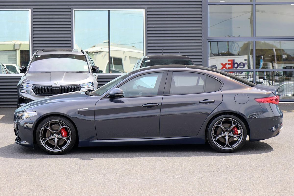 2017 Alfa Romeo Giulia Veloce