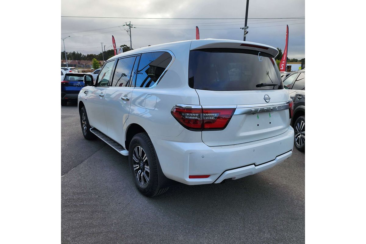 2024 Nissan Patrol Ti Y62