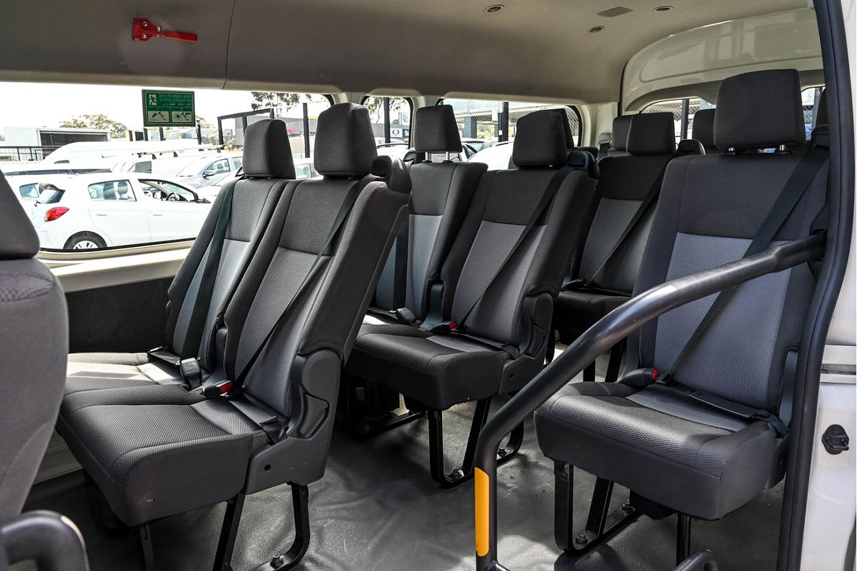 2019 Toyota Hiace Commuter GDH322R