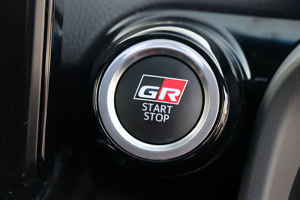 2022 Toyota Landcruiser GR Sport FJA300R