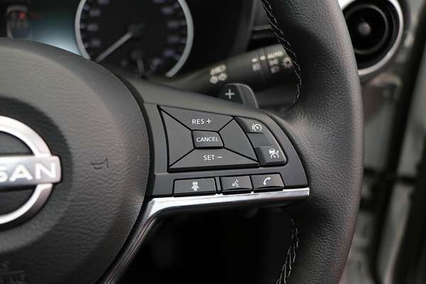 2024 Nissan JUKE ST-L F16
