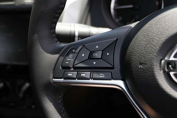 2024 Nissan Navara ST D23 4X4
