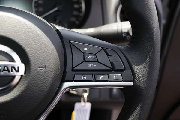2024 Nissan Navara ST D23 4X4