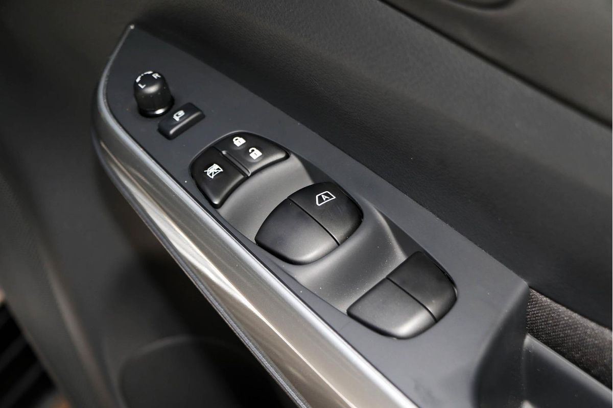 2024 Nissan Navara ST D23 4X4