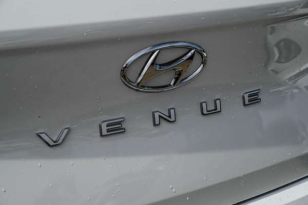 2024 Hyundai Venue Elite QX.V5