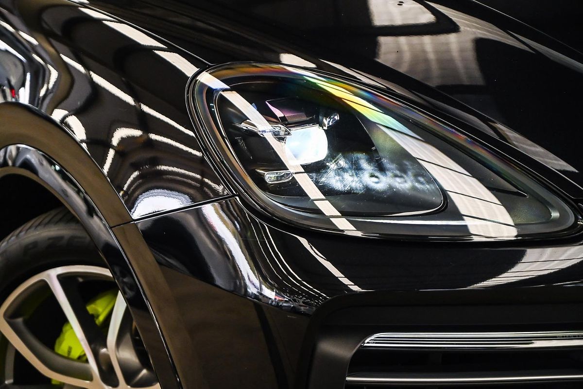 2020 Porsche Cayenne E-Hybrid 9YA