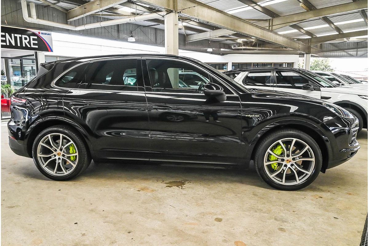 2020 Porsche Cayenne E-Hybrid 9YA