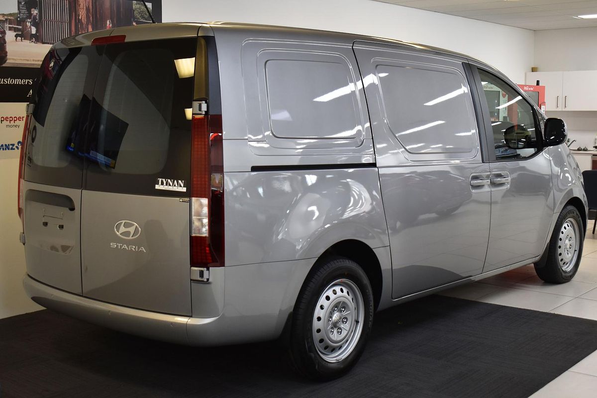 2024 Hyundai STARIA LOAD US4.V2