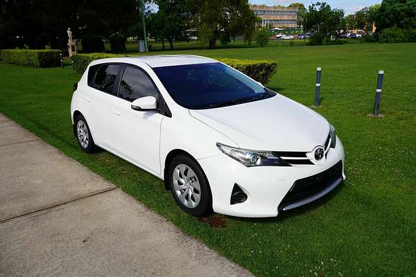 2013 Toyota Corolla Ascent ZRE182R