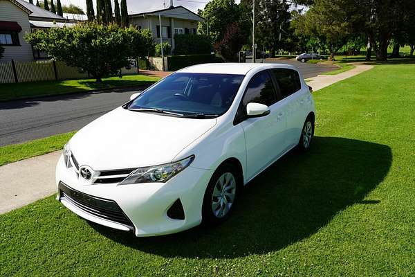 2013 Toyota Corolla Ascent ZRE182R