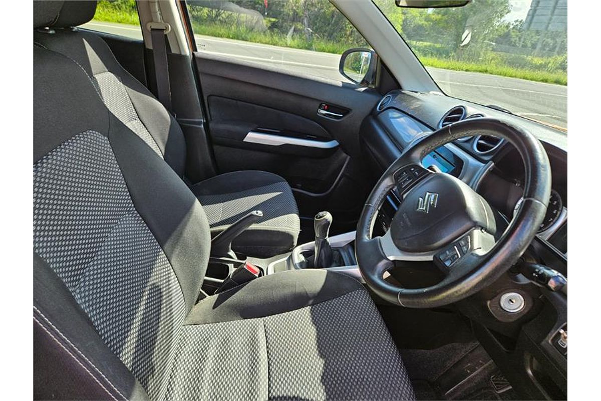 2016 Suzuki Vitara RT-S LY