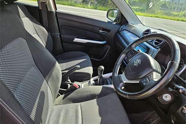2016 Suzuki Vitara RT-S LY