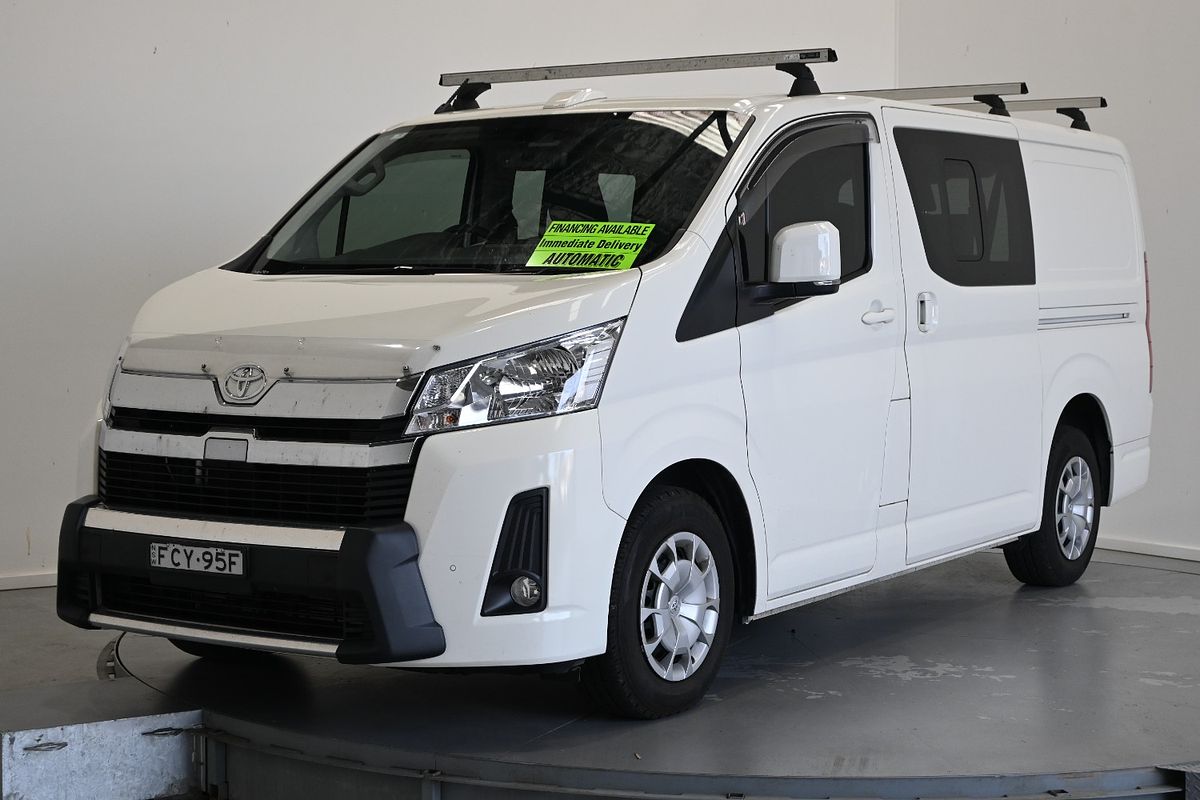 2023 Toyota Hiace lwb 9617690C1