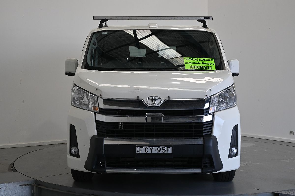 2023 Toyota Hiace lwb 9617690C1