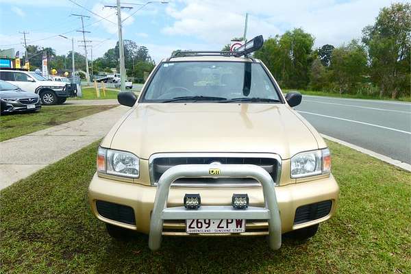 2004 Nissan Pathfinder ST WX II