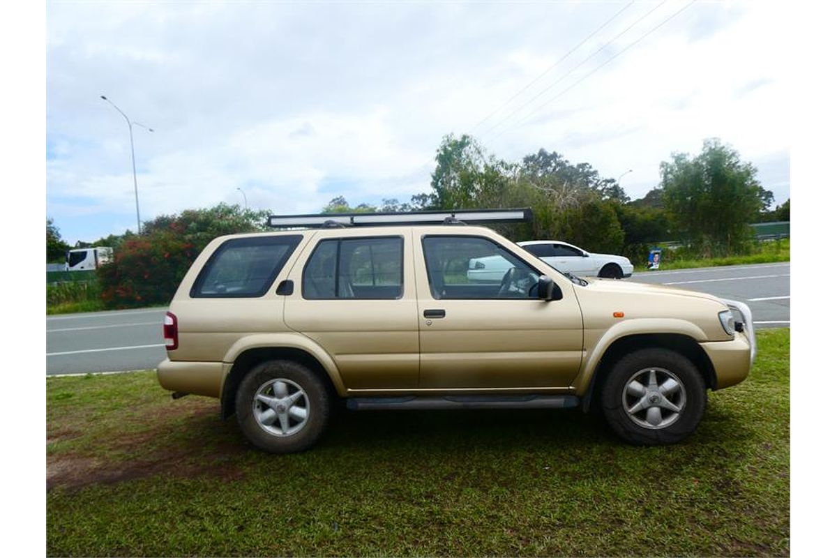 2004 Nissan Pathfinder ST WX II