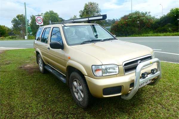 2004 Nissan Pathfinder ST WX II