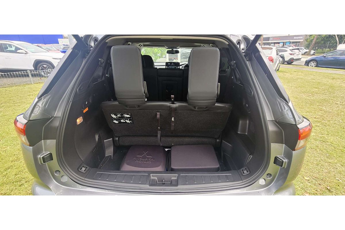 2022 Mitsubishi Outlander PHEV Exceed ZM