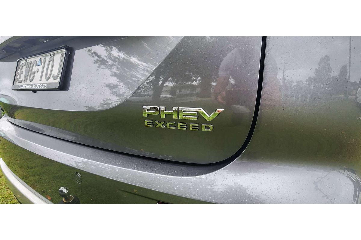 2022 Mitsubishi Outlander PHEV Exceed ZM