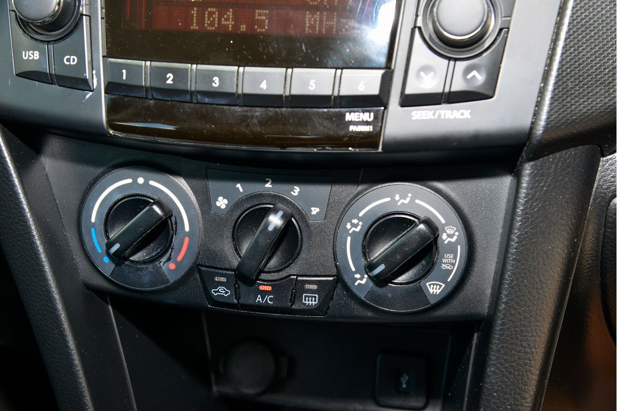 2013 Suzuki Swift GL FZ