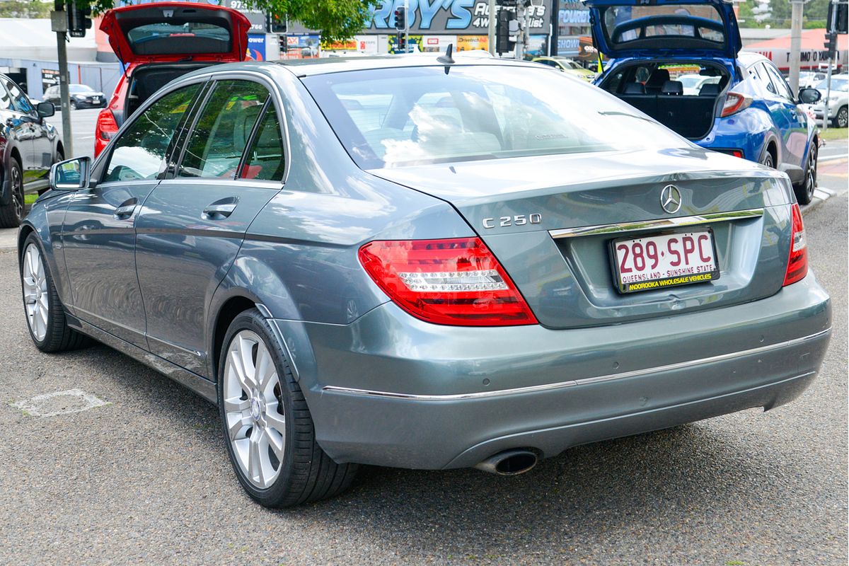 2012 Mercedes Benz C-Class C250 BlueEFFICIENCY Elegance W204