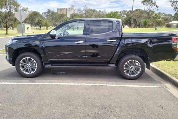 2023 Mitsubishi Triton GLS MR 4X4