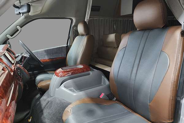 2006 Toyota Hiace  TRH221K