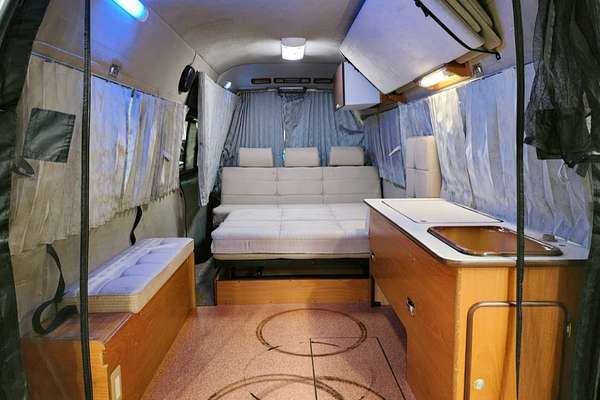 2006 Toyota Hiace  TRH221K