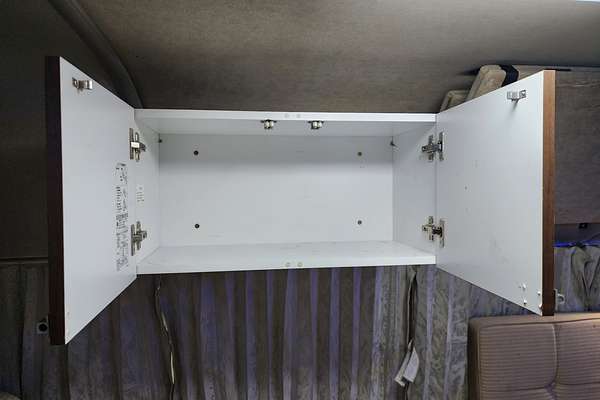 2006 Toyota Hiace  TRH221K