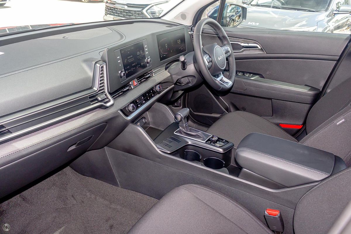 2025 Kia Sportage S NQ5