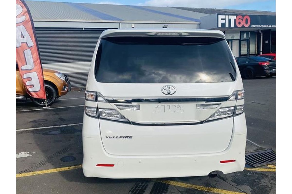 2014 Toyota Vellfire