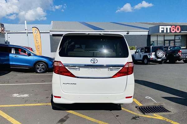 2014 Toyota ALPHARD