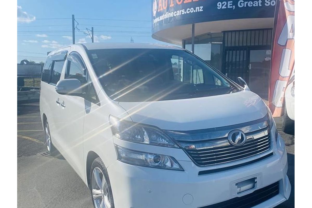 2013 Toyota Vellfire
