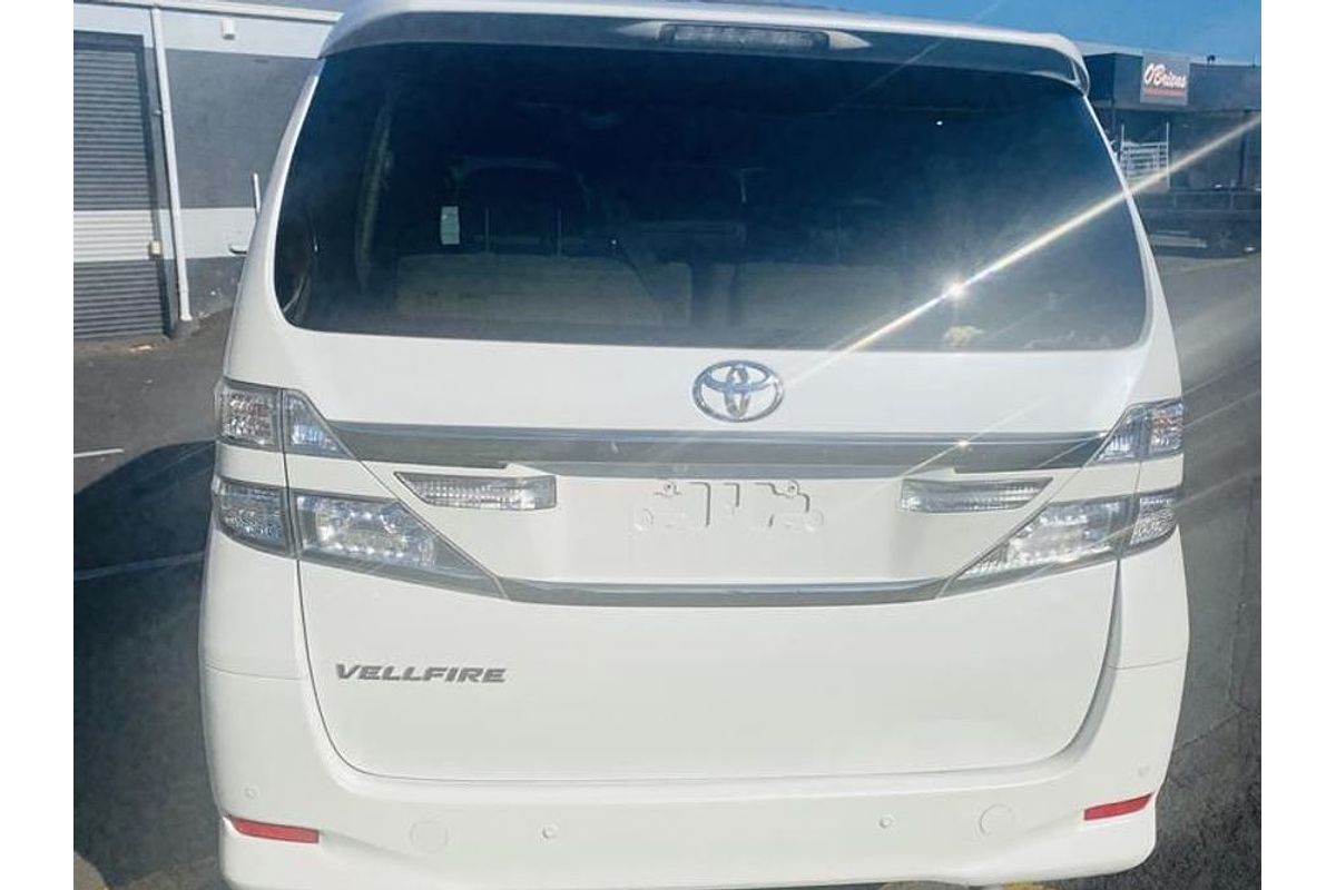 2013 Toyota Vellfire