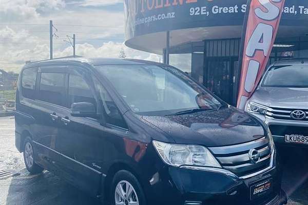 2013 Nissan Serena