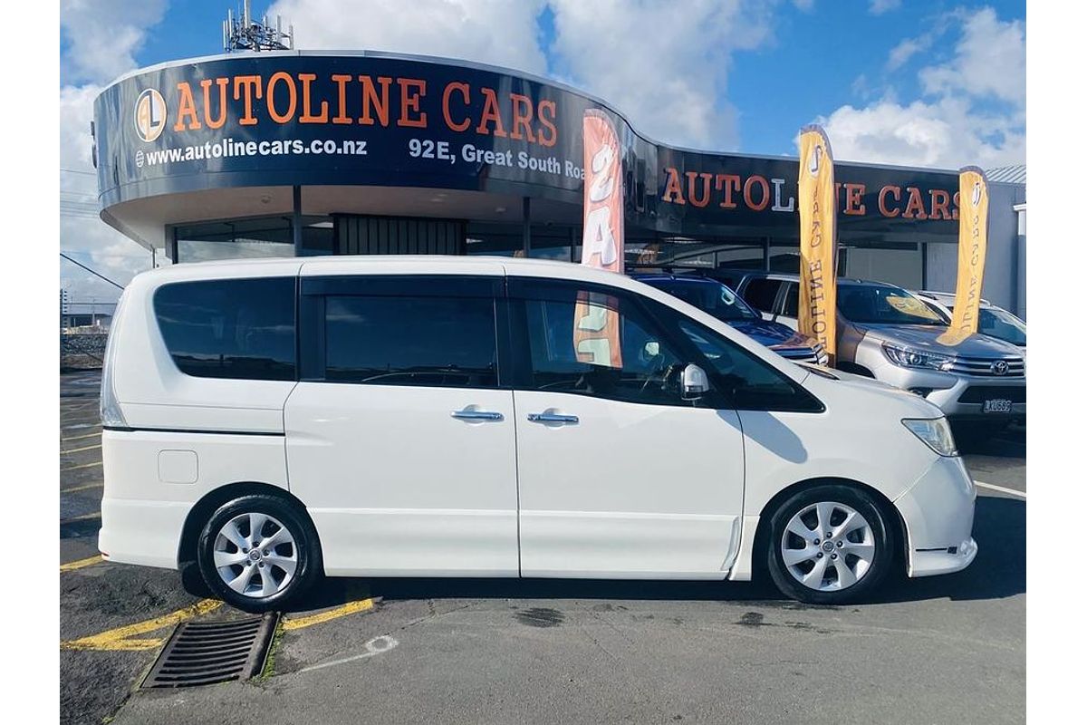 2012 Nissan Serena