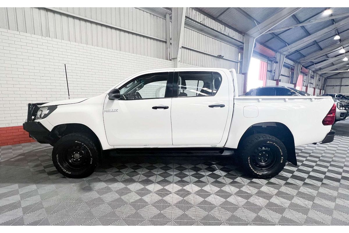 2018 Toyota Hilux SR GUN126R 4X4