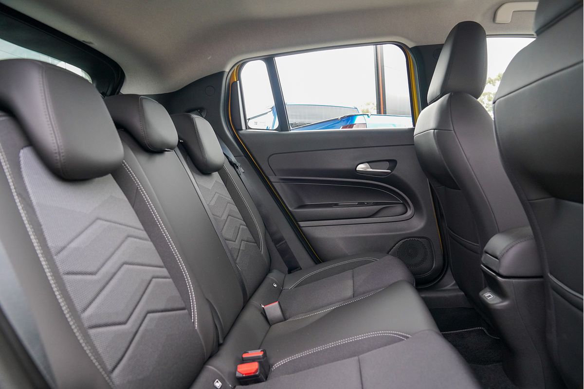 2024 Jeep Avenger Limited JJ