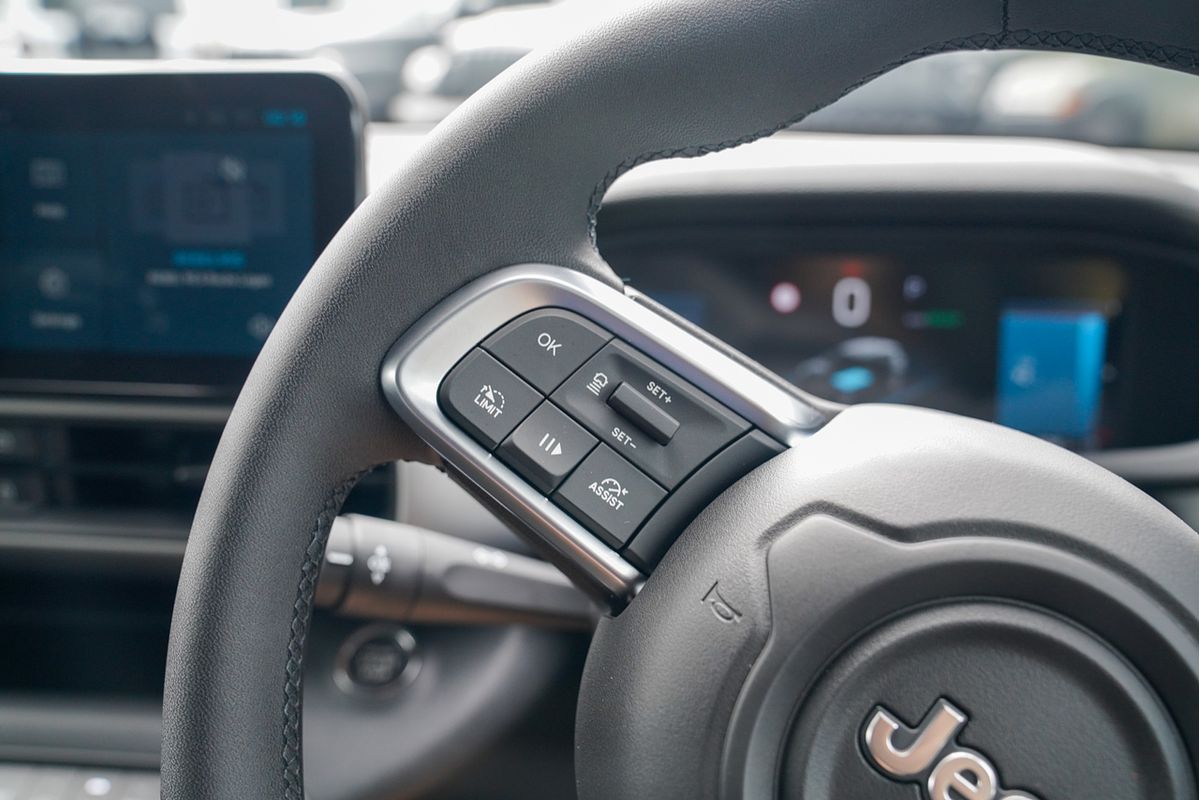 2024 Jeep Avenger Limited JJ