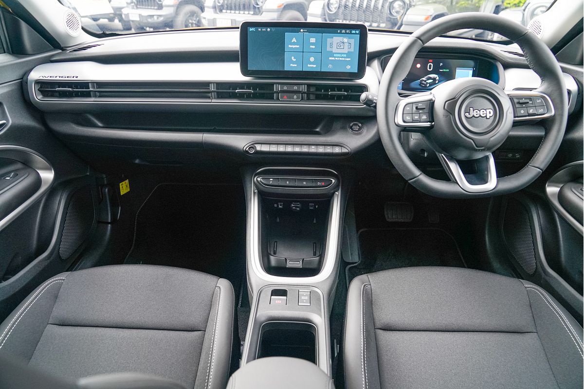 2024 Jeep Avenger Limited JJ
