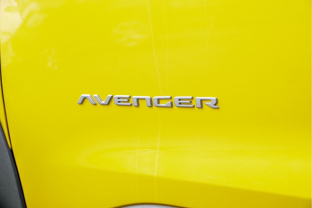 2024 Jeep Avenger Limited JJ