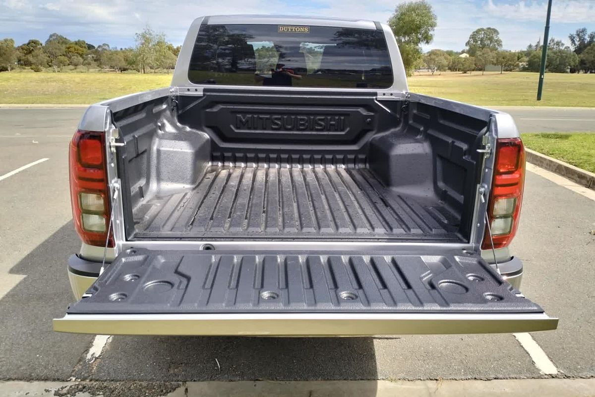 2024 Mitsubishi Triton GLS MV 4X4
