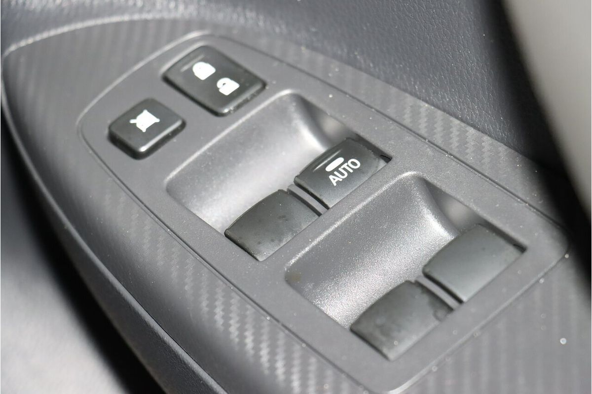 2019 Mitsubishi Eclipse Cross ES YA