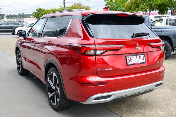 2024 Mitsubishi Outlander Exceed ZM