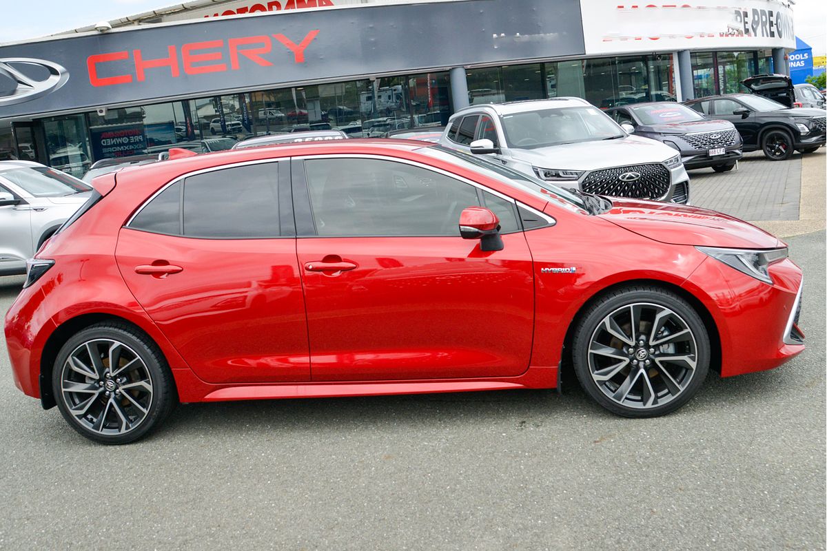 2020 Toyota Corolla ZR Hybrid ZWE211R